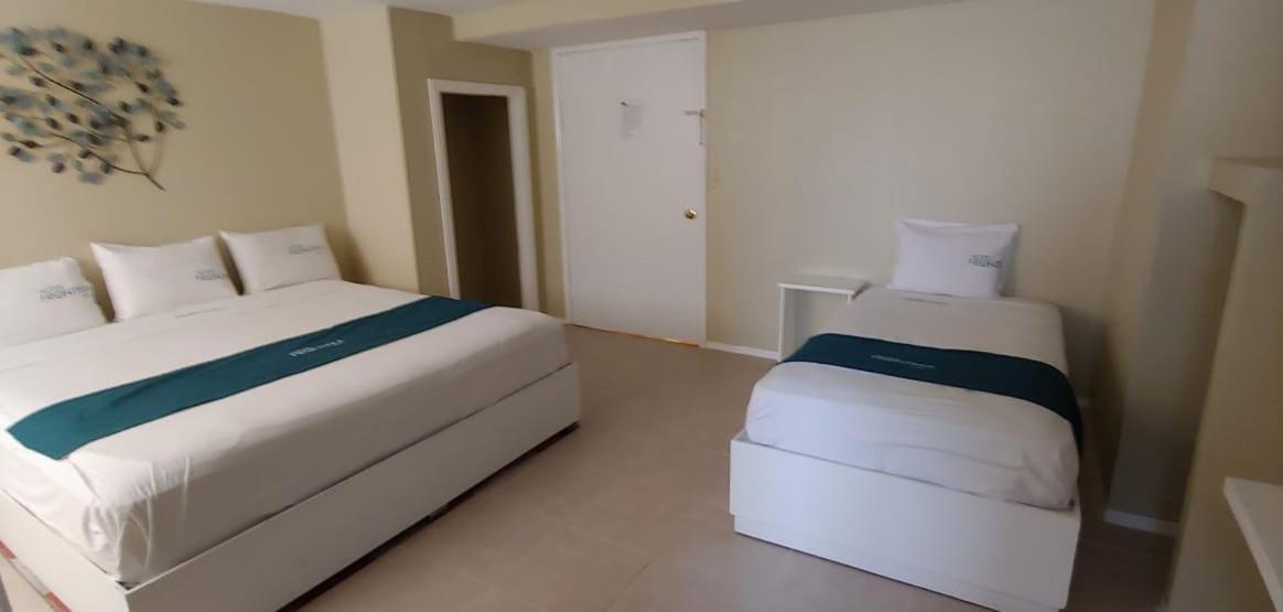 Hotel Frontera Baja Μεξικάλι Εξωτερικό φωτογραφία